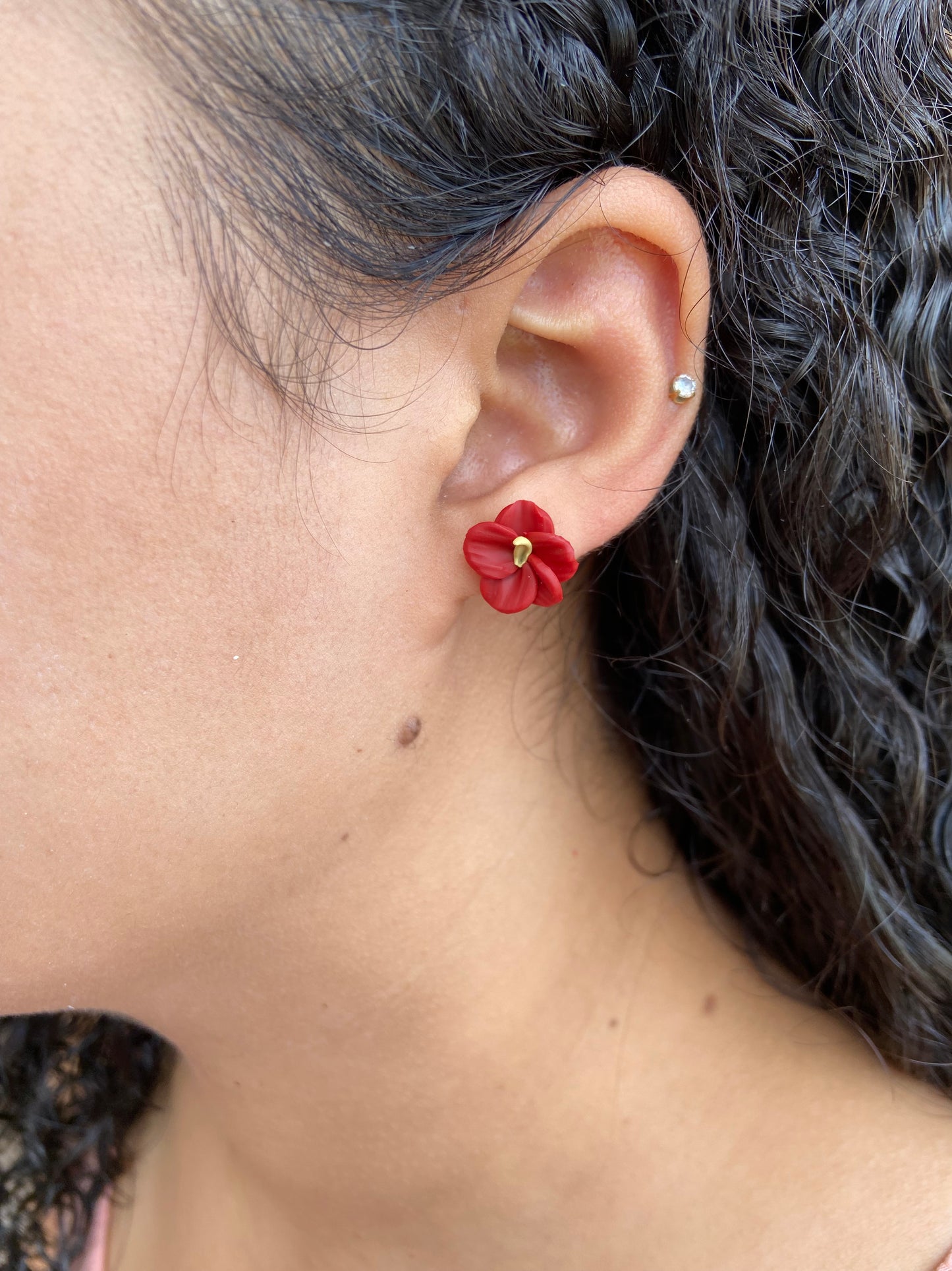 Maga Flower Studs