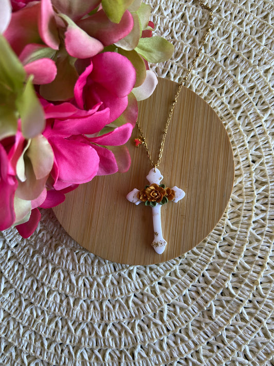 Por Amor Necklace