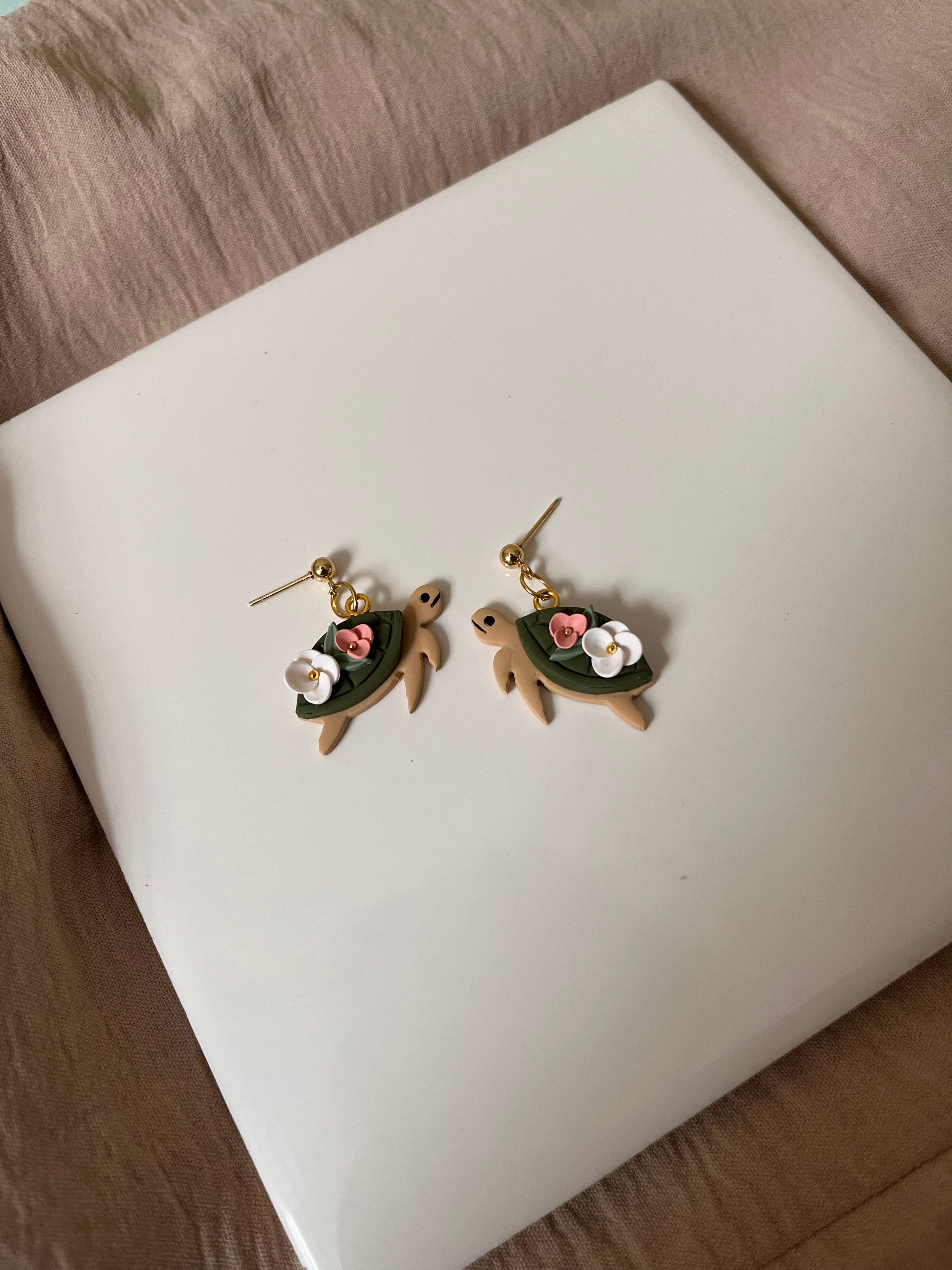 Turtle Dangles