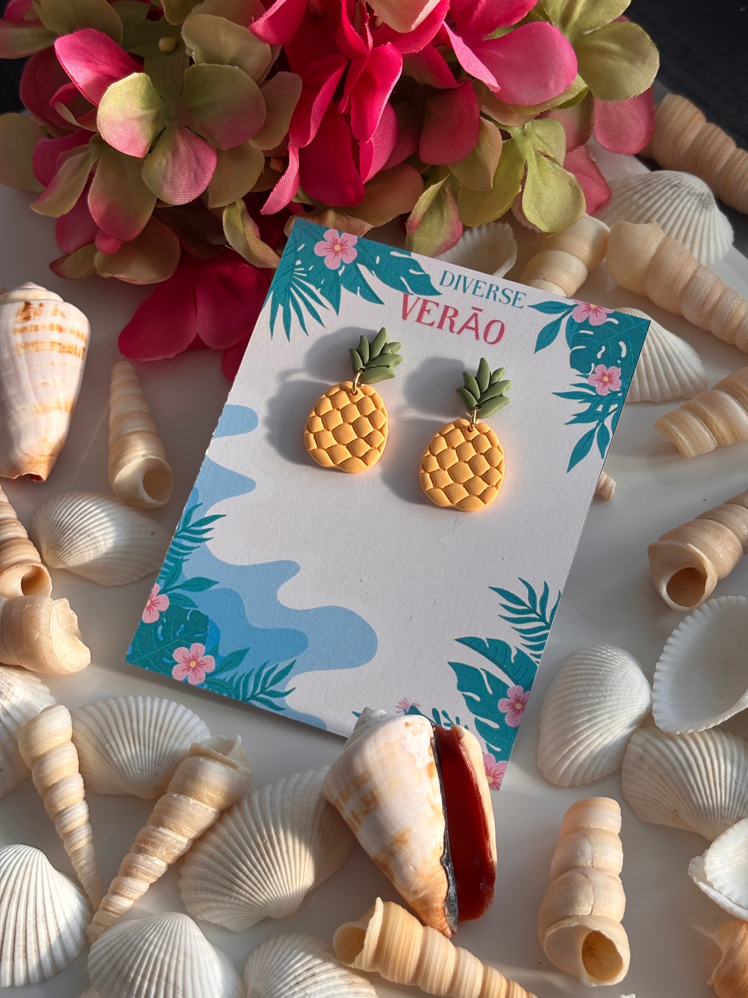 Pineapple Studs